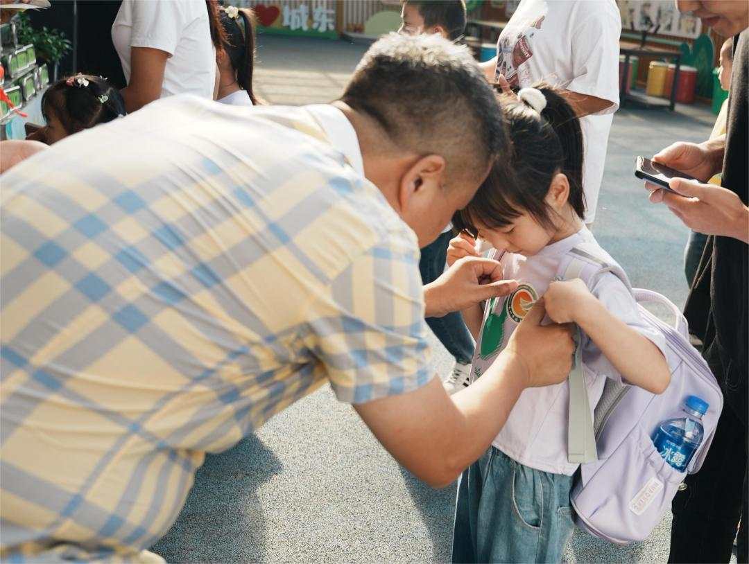 城東小學(xué)喜迎新學(xué)期2.JPG